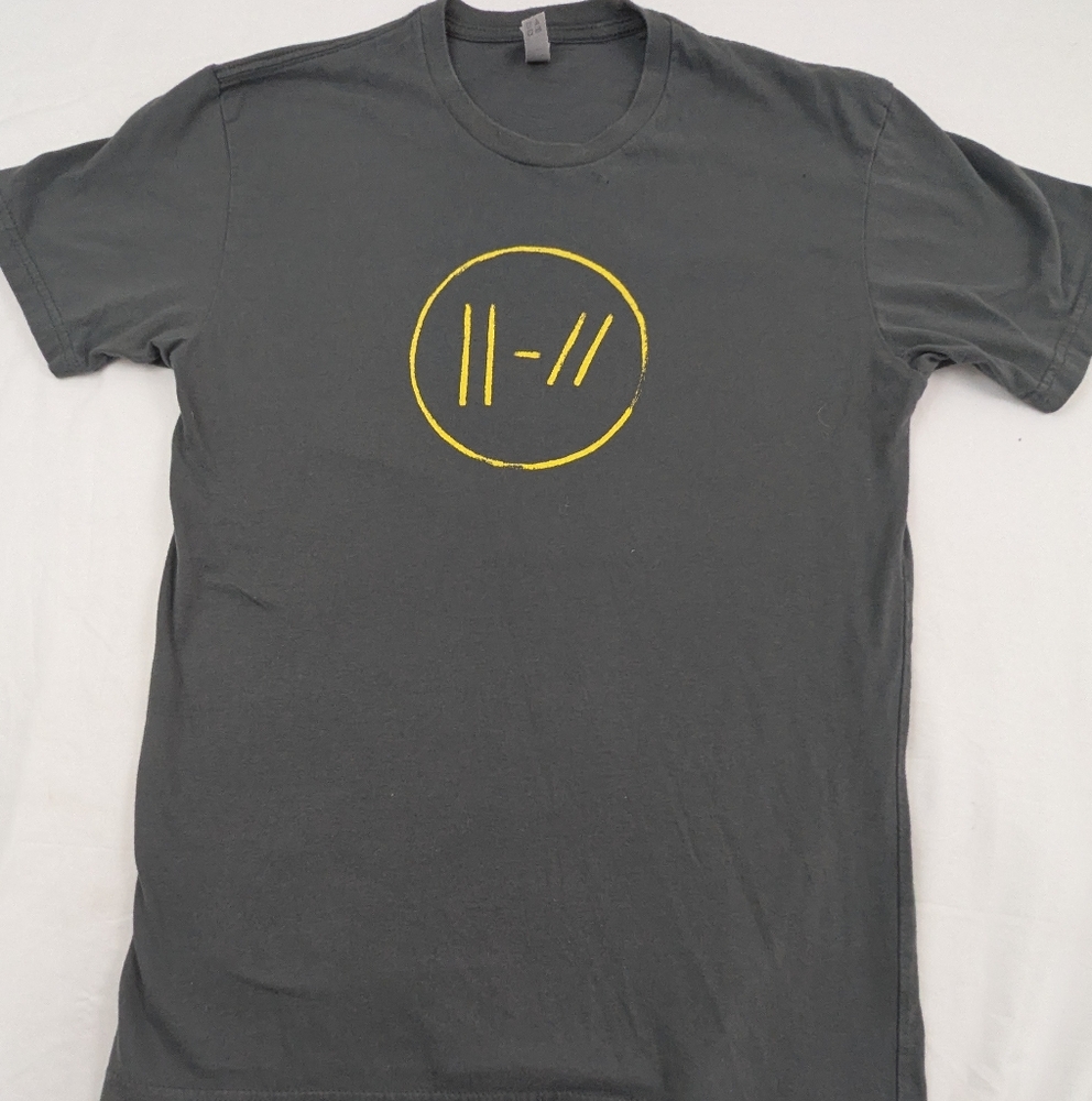 Twenty One Pilots Trench 2018 Band Tee Grey With Gold Graphics Size Small